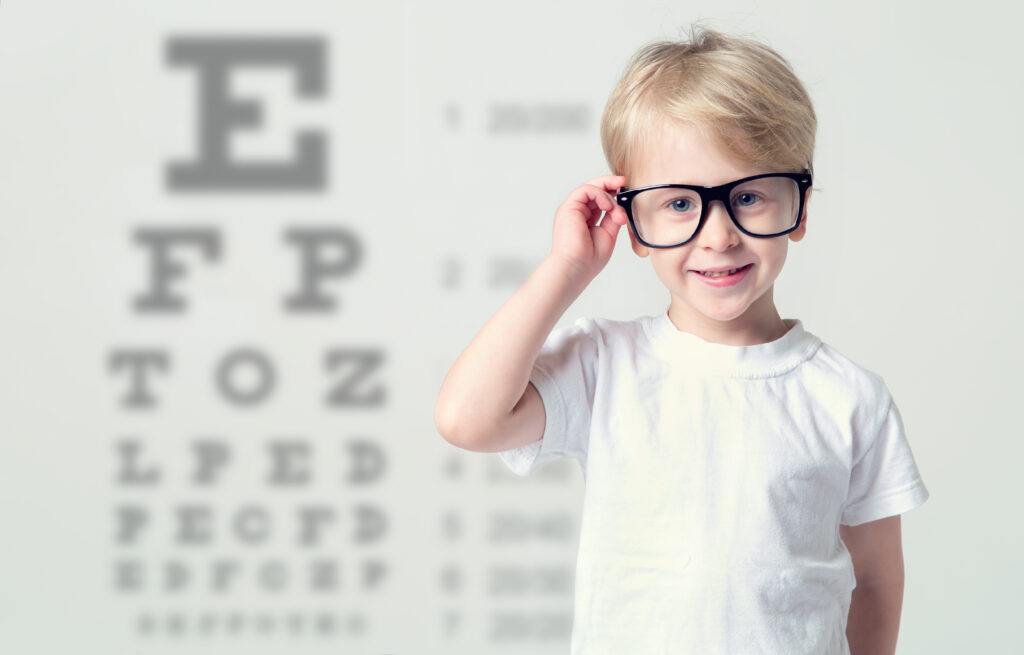 visita-oculistica-pediatrica-visus-lenti-oculistica-apuana-aulla